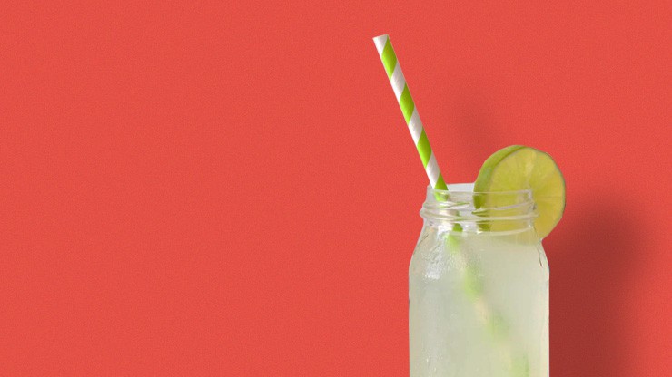 photo de la limonade de sureau- personnaliser votre pique-nique
