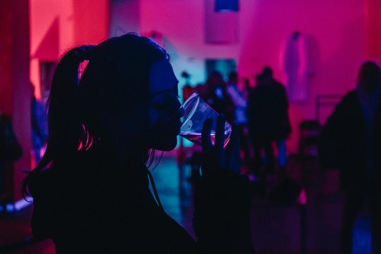 Capote pour verre personnalisée :pour protéger les verres en soirée.